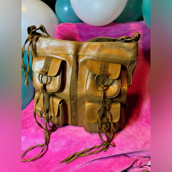 Candie’s Vintage Distressed shoulder Bag W Brass Hardware & Multiple Pockets - Picture 11 of 11